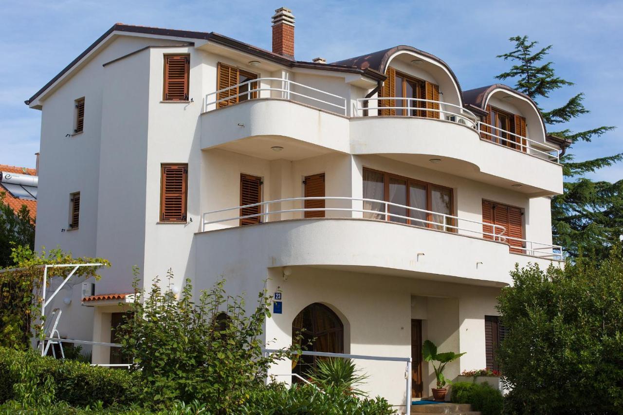 Apartman Vjekoslav 克尔克 外观 照片